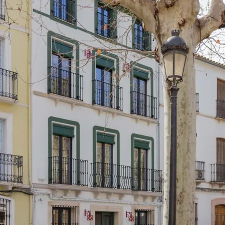 Edificio Lola 4 * Lucena